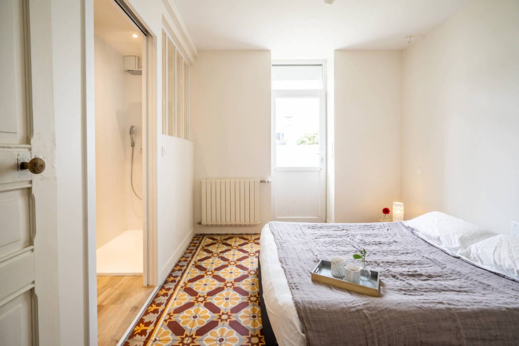 rénovation maison années 30 concarneau salle d'eau, chambre et cuisine